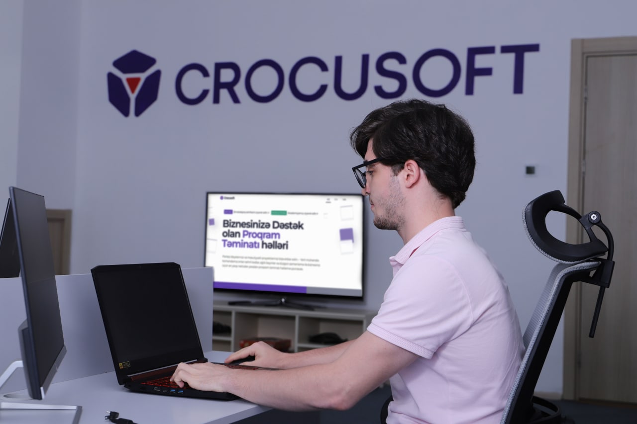 Cute Programmer guy from Crocusoft